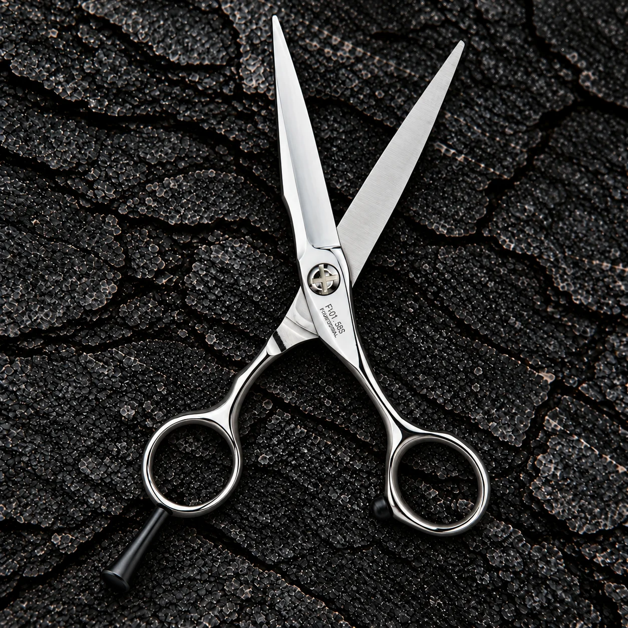 TOMIDAPRO F-01 58S 5.8-inch hair cutting scissors — Back View